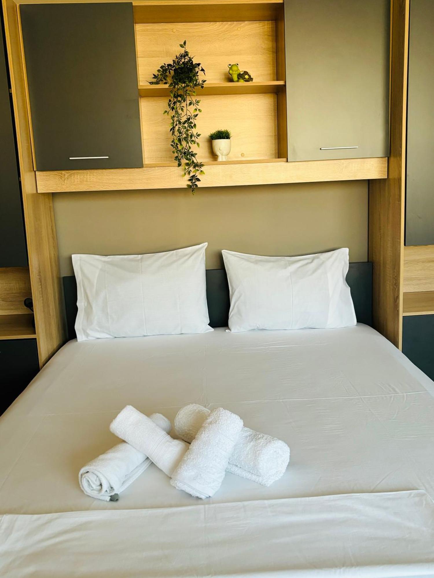 City View Apartments 3 세레스 외부 사진